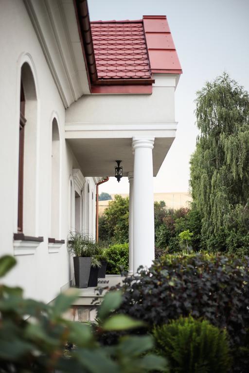 Prestige Bed and Breakfast Wierzchowisko Εξωτερικό φωτογραφία